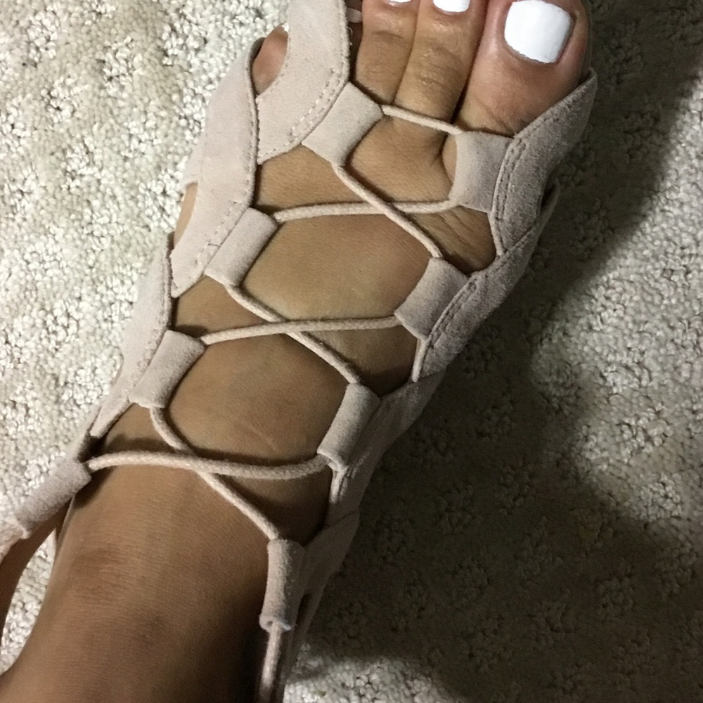 Clarks Artisa Gladiator Lace-Up Sandals - Picture 8 of 8